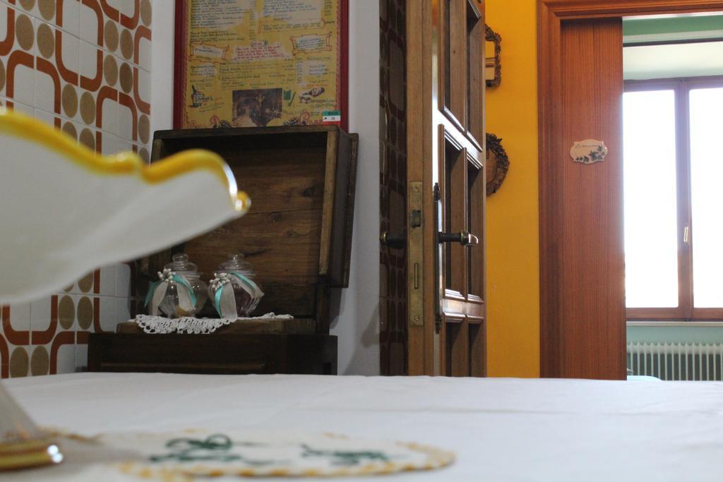 B&B Palazzo Migliani Ascoli Piceno Buitenkant foto
