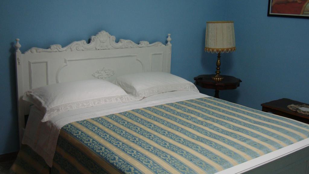 B&B Palazzo Migliani Ascoli Piceno Buitenkant foto