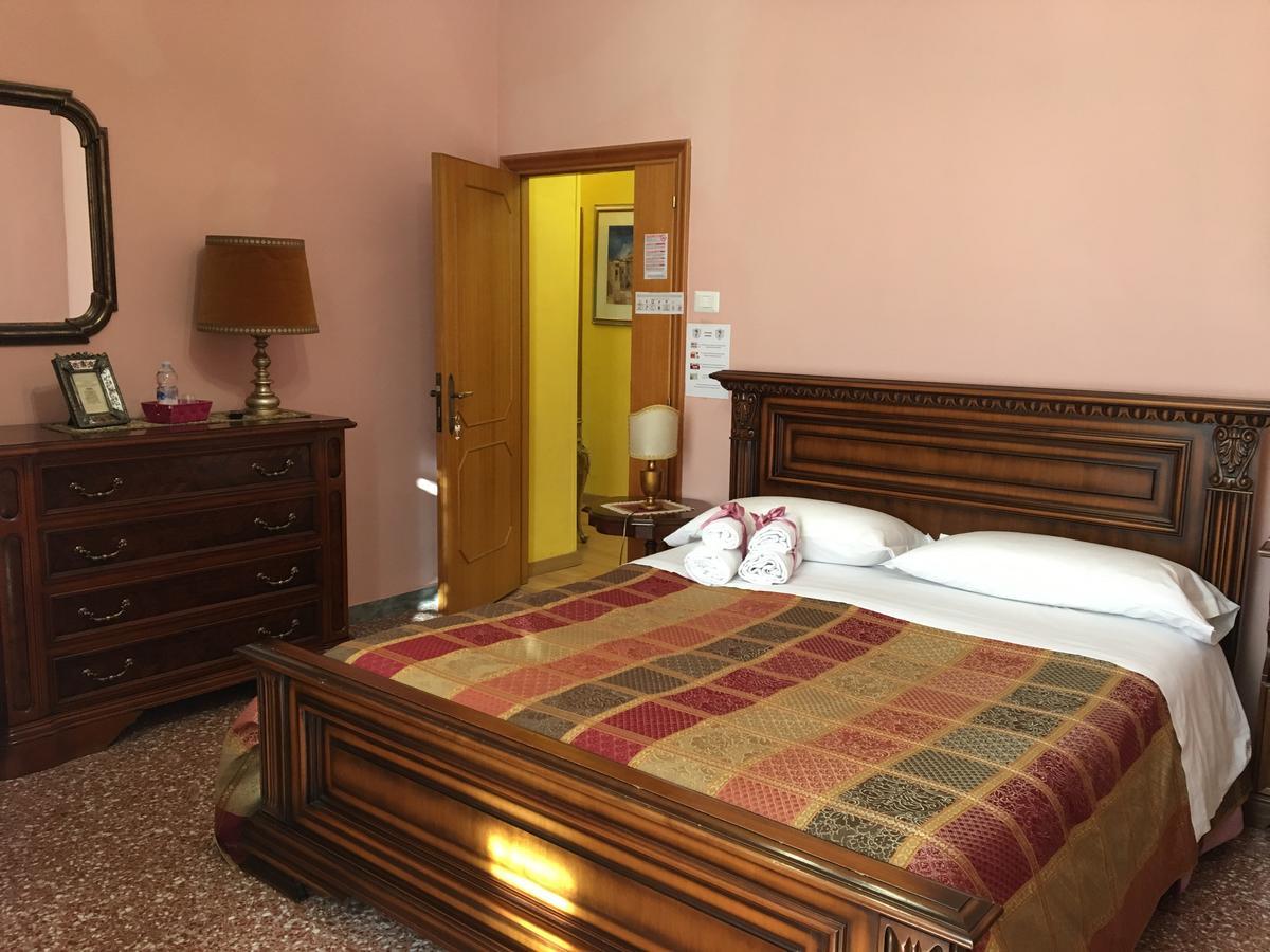 B&B Palazzo Migliani Ascoli Piceno Buitenkant foto