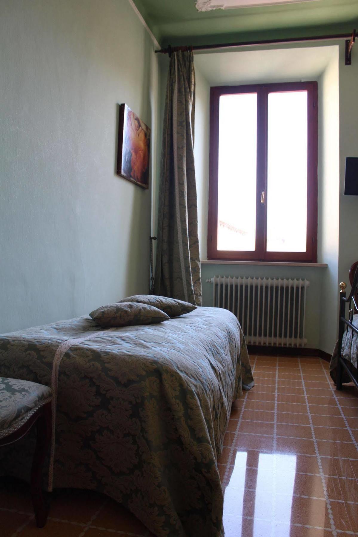 B&B Palazzo Migliani Ascoli Piceno Buitenkant foto